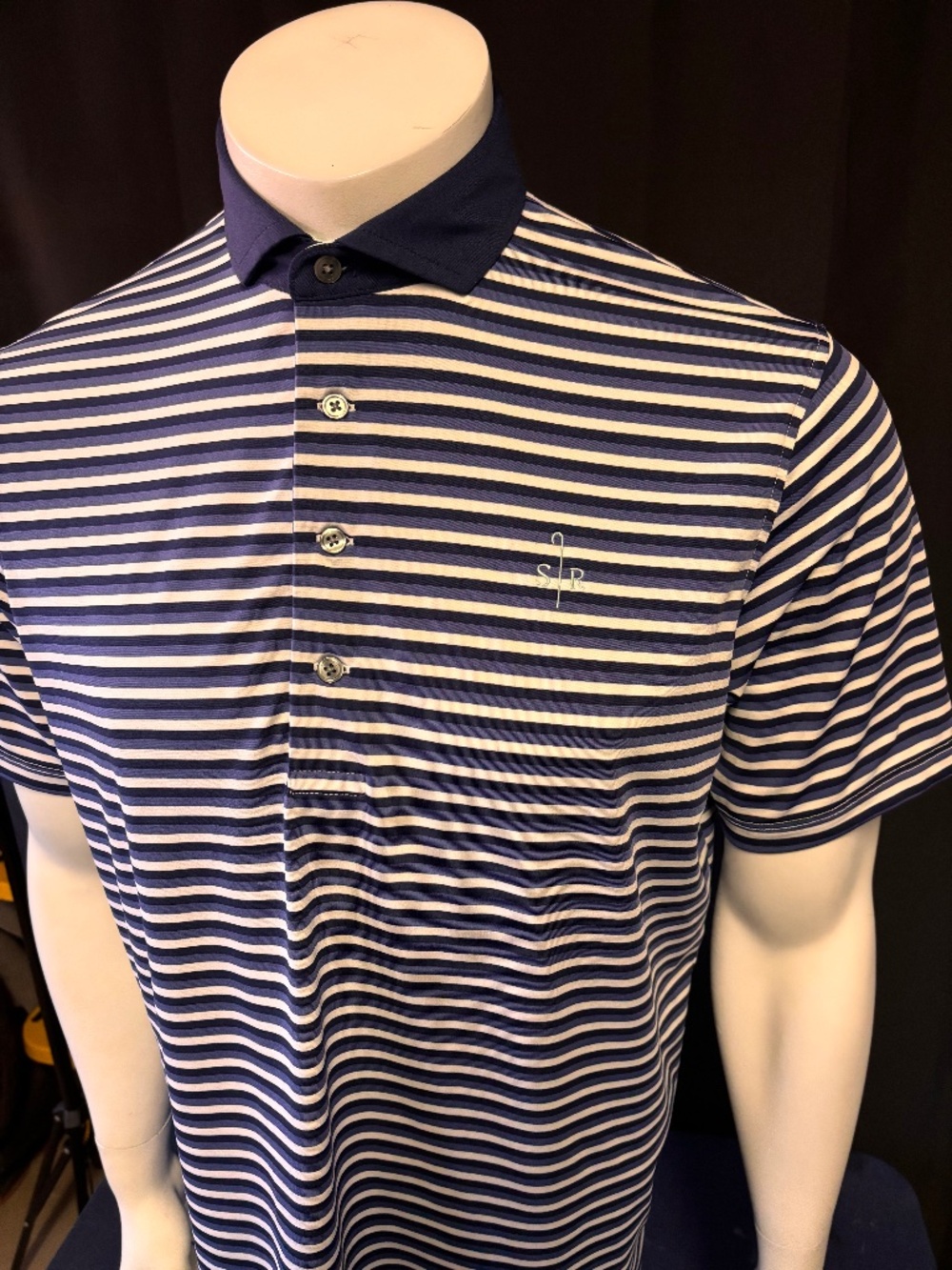 Nice mens medium Greyson golf polo